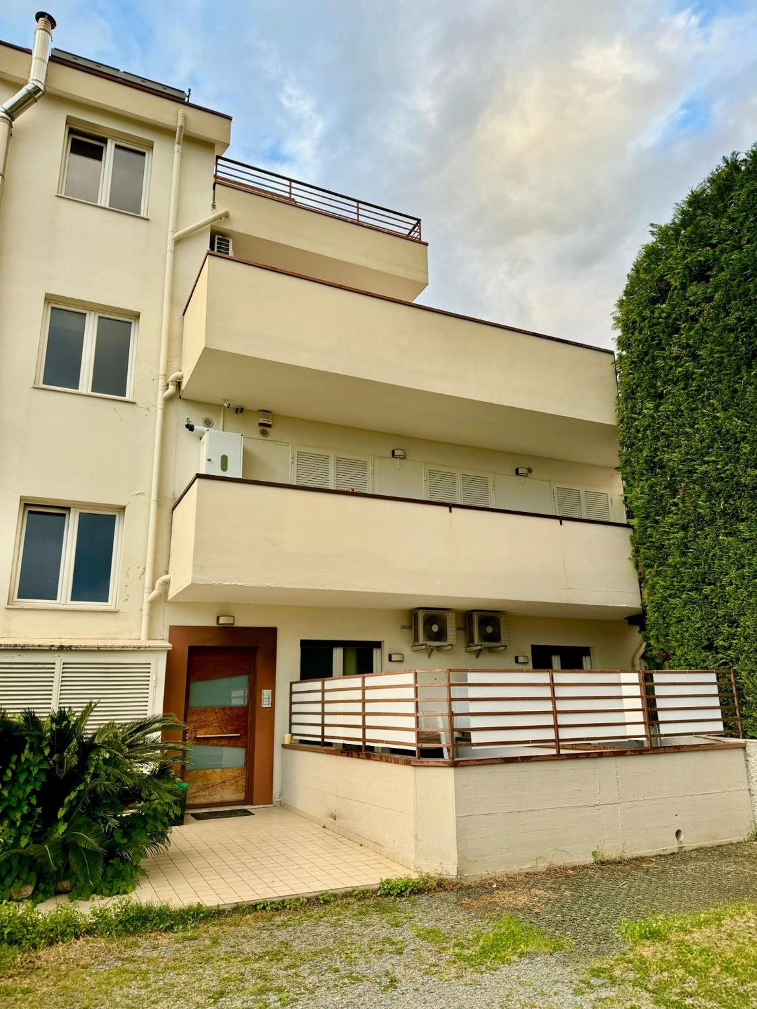 Il Ruggi Bb Bed & Breakfast Salerno Ngoại thất bức ảnh